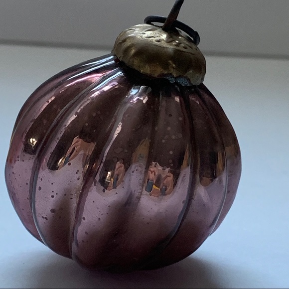 Kugel Round Ribbed Copper Vintage Ornament - Picture 2 of 4